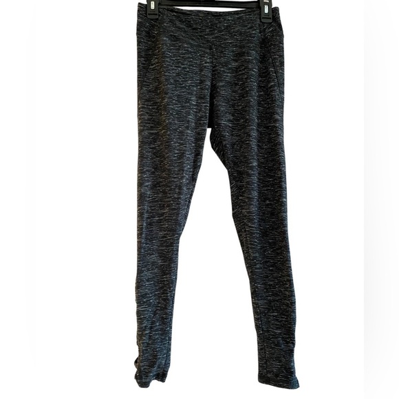 Gray marled stretchy leggings from Balance Collection with cut outs on legs M
C - Picture 1 of 7